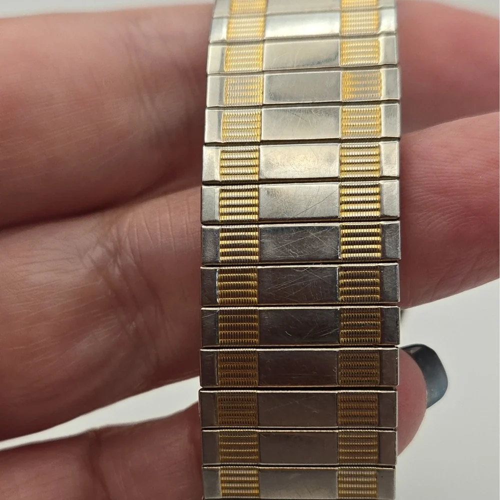 Helbros 87161/2 Quartz Day/Date Octagon Two Tone,Stretch Band Mens Watch. *READ*